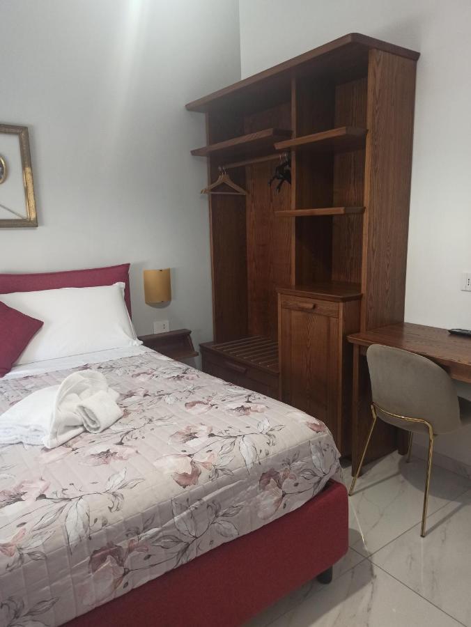 B&B Suite And Rooms San Giovanni Rome Exterior photo